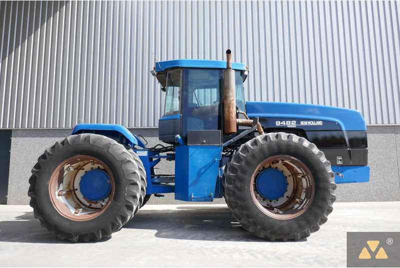 New Holland 9482 - Traktor: das Bild 2 New Holland 9482 - Traktor: das Bild 2