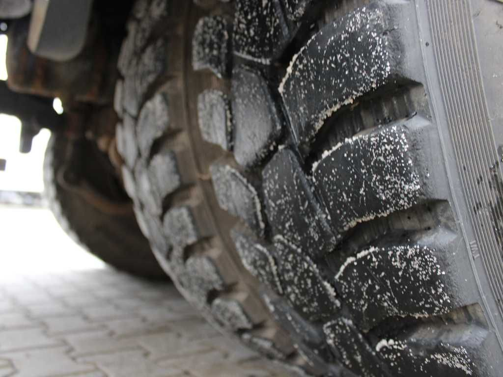 Kipper MAN TGA 41.480, 8X6, THREE-SIDED, EURO 3, RETARDER: das Bild 19