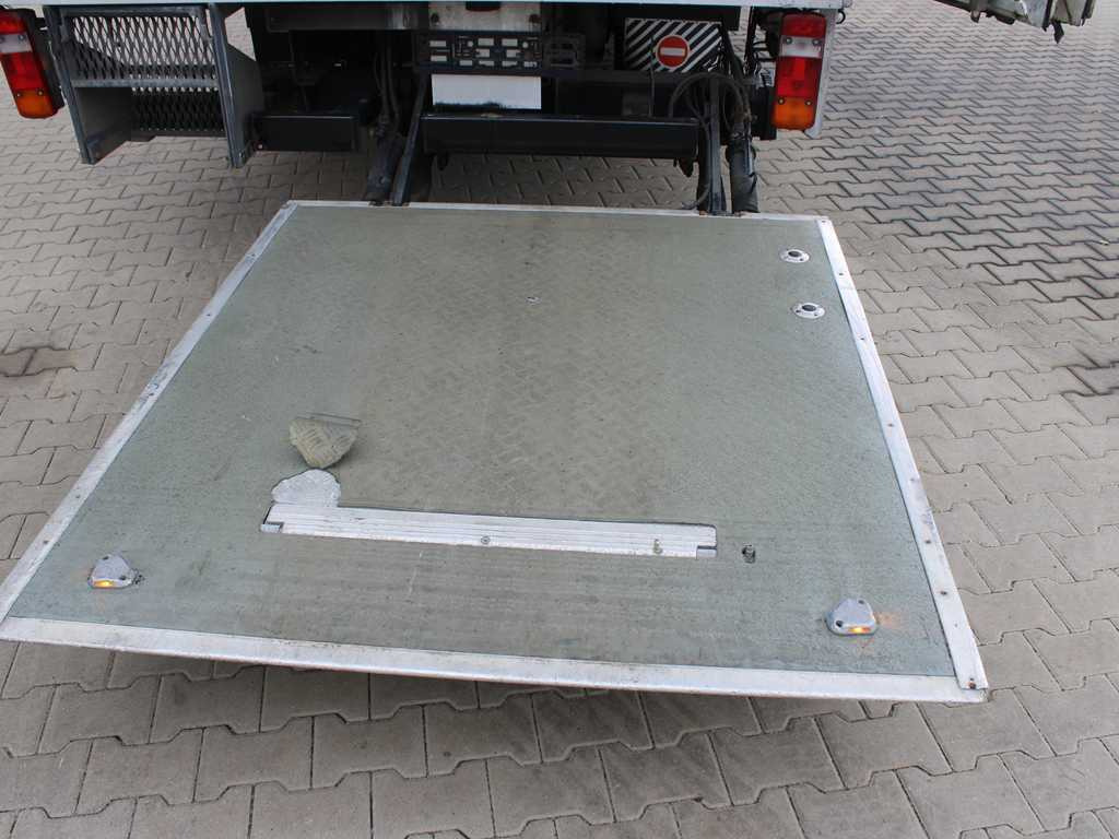 Kühlkoffer LKW MAN TGL 12.210, EURO 4, HYDRAULIC FRONT, CARRIER SUPRA 850 Mt, 2X EVAPORATOR: das Bild 9