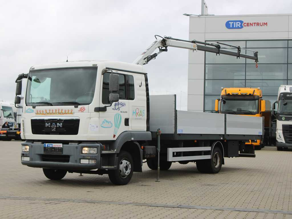 MAN TGL 8.220, EURO 5, SIDEBOARD, TIRES 80%, HYDRAULIC ARM TLC_38A.3 - Pritsche LKW, Autokran: das Bild 1 MAN TGL 8.220, EURO 5, SIDEBOARD, TIRES 80%, HYDRAULIC ARM TLC_38A.3 - Pritsche LKW, Autokran: das Bild 1
