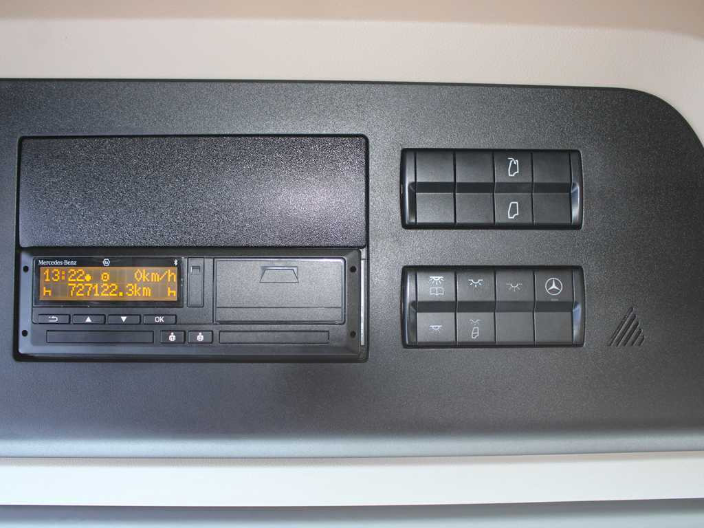 Leasing für Mercedes-Benz ACTROS 2553, EURO 6, 6X2, AIR SUSPENSION, DRIVE-THROUGH + PANAV Mercedes-Benz ACTROS 2553, EURO 6, 6X2, AIR SUSPENSION, DRIVE-THROUGH + PANAV: das Bild 19 Leasing für Mercedes-Benz ACTROS 2553, EURO 6, 6X2, AIR SUSPENSION, DRIVE-THROUGH + PANAV Mercedes-Benz ACTROS 2553, EURO 6, 6X2, AIR SUSPENSION, DRIVE-THROUGH + PANAV: das Bild 19