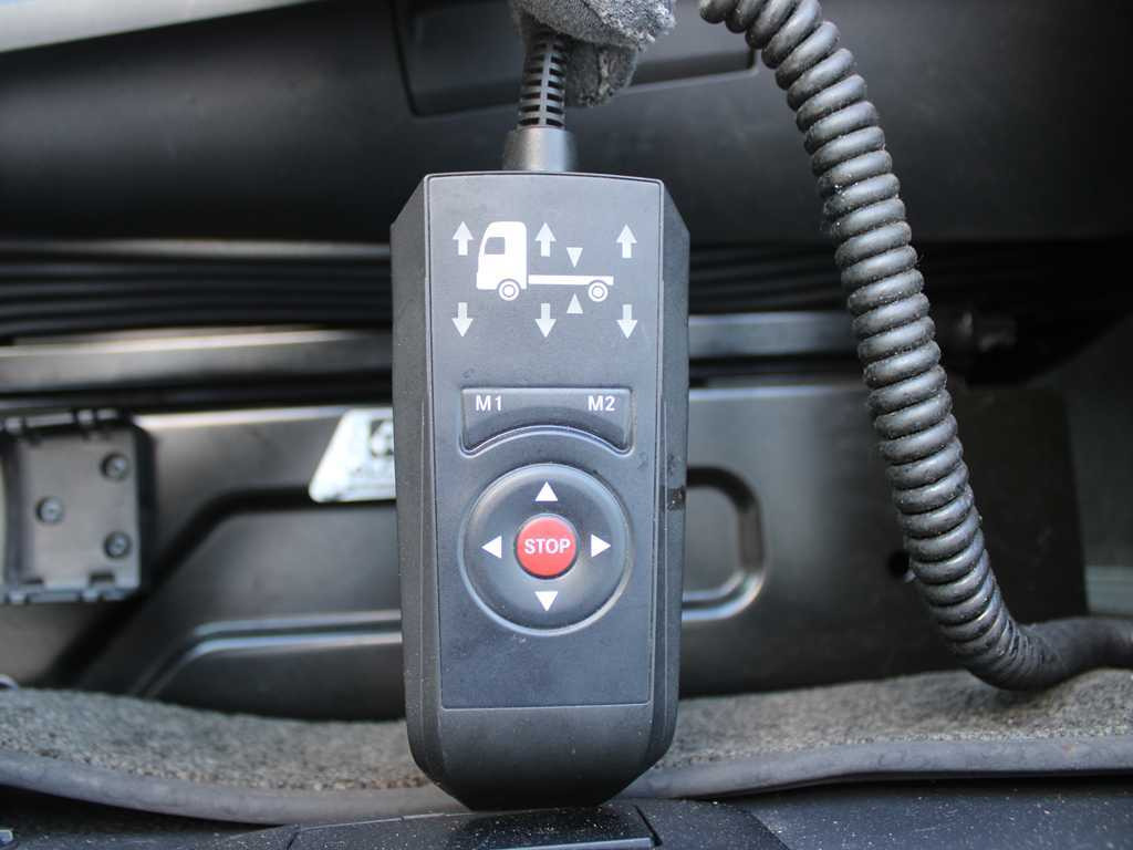 Leasing für Mercedes-Benz ACTROS 2553, EURO 6, 6X2, AIR SUSPENSION, DRIVE-THROUGH + PANAV Mercedes-Benz ACTROS 2553, EURO 6, 6X2, AIR SUSPENSION, DRIVE-THROUGH + PANAV: das Bild 8 Leasing für Mercedes-Benz ACTROS 2553, EURO 6, 6X2, AIR SUSPENSION, DRIVE-THROUGH + PANAV Mercedes-Benz ACTROS 2553, EURO 6, 6X2, AIR SUSPENSION, DRIVE-THROUGH + PANAV: das Bild 8