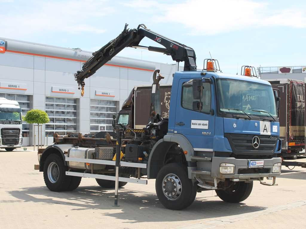 Mercedes-Benz AXOR 1824, CRANE HIAB 099B-3 DUO, 4x4 - Abrollkipper, Autokran: das Bild 2 Mercedes-Benz AXOR 1824, CRANE HIAB 099B-3 DUO, 4x4 - Abrollkipper, Autokran: das Bild 2