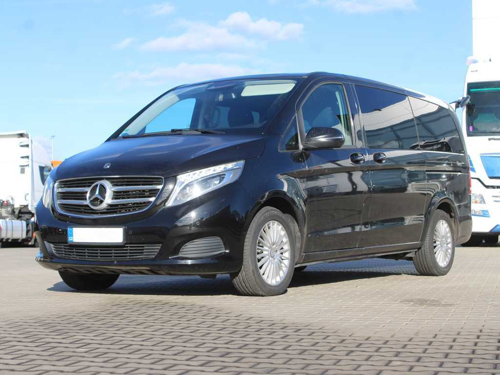 Mercedes-Benz V 220d, 7 SEATS, CAMERA - PKW: das Bild 1 Mercedes-Benz V 220d, 7 SEATS, CAMERA - PKW: das Bild 1