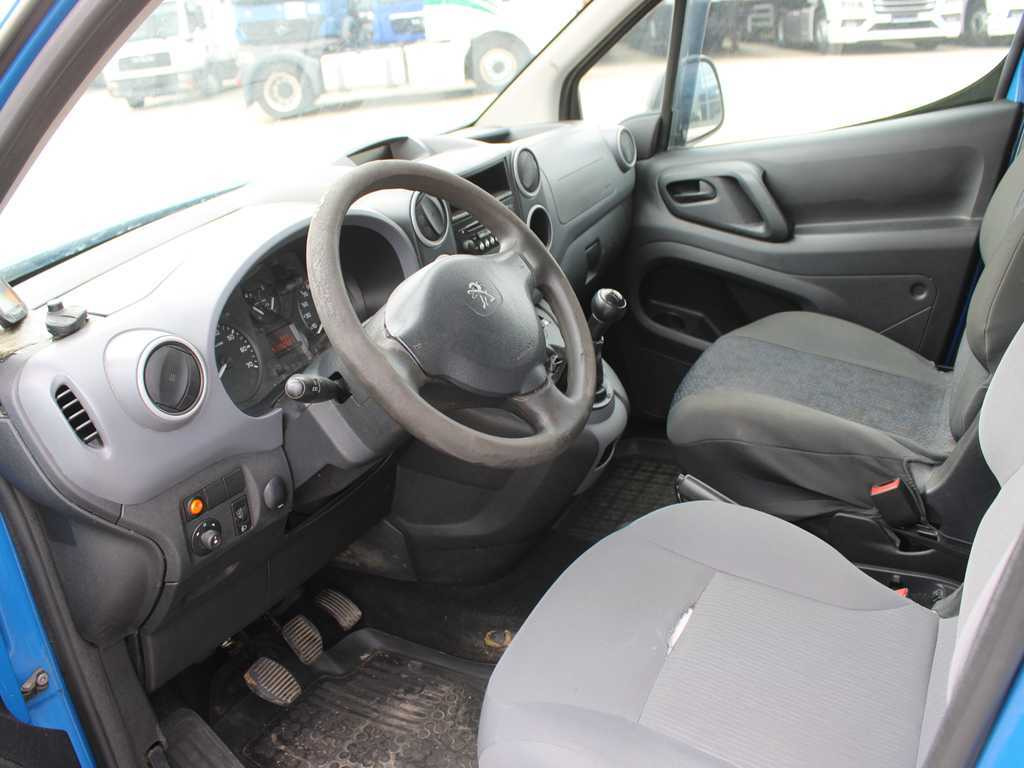 Kühltransporter Peugeot PEUGEOT PARTNER, 4X4, CARRIER NEOS 100: das Bild 8