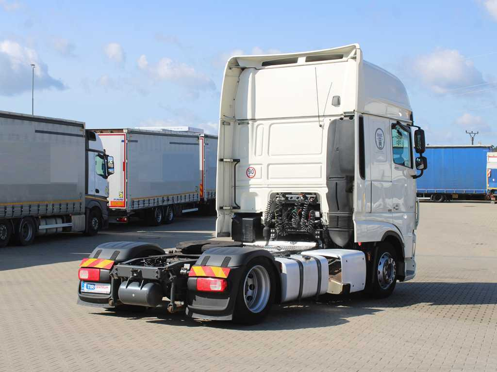 DAF XF 480 FT, EURO 6, LOWDECK, LIGHTHOUSES - Sattelzugmaschine: das Bild 4 DAF XF 480 FT, EURO 6, LOWDECK, LIGHTHOUSES - Sattelzugmaschine: das Bild 4
