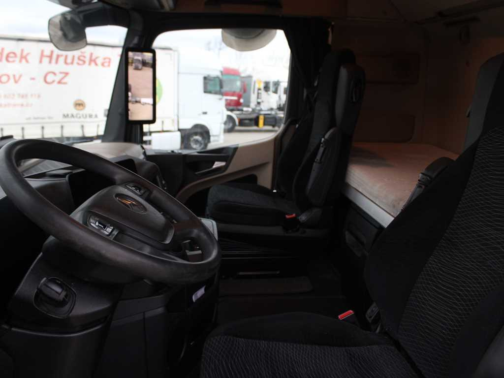 Sattelzugmaschine Mercedes-Benz Actros 1851, EURO 6, NAVIGATION: das Bild 8