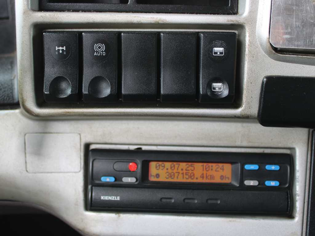 Sattelzugmaschine Renault MAGNUM 440.18, EURO 3: das Bild 8