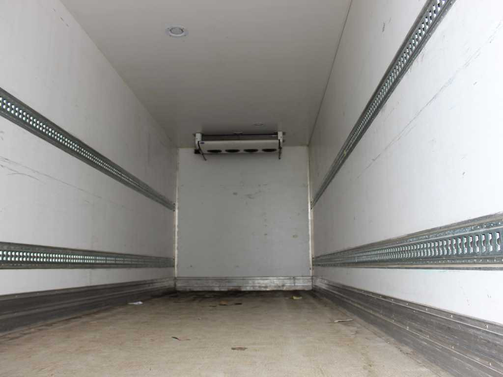 Svan CHT 202, CARRIER SUPRA 850 U, ELECTRIC CONNECTION - Kühlkoffer Anhänger: das Bild 2 Svan CHT 202, CARRIER SUPRA 850 U, ELECTRIC CONNECTION - Kühlkoffer Anhänger: das Bild 2