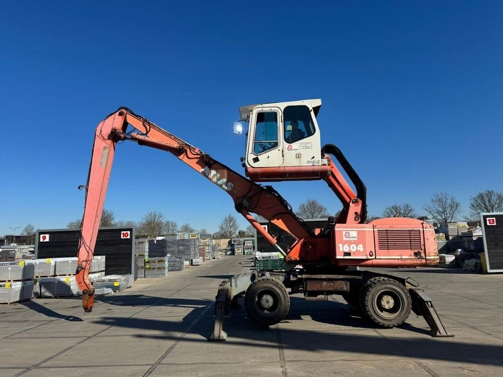 Atlas 1604 MI - Umschlagbagger: das Bild 1 Atlas 1604 MI - Umschlagbagger: das Bild 1