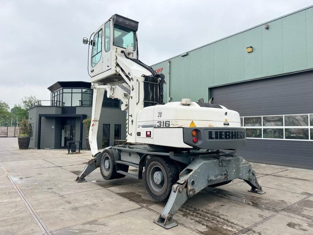 Liebherr A 316 - Umschlagbagger: das Bild 3 Liebherr A 316 - Umschlagbagger: das Bild 3