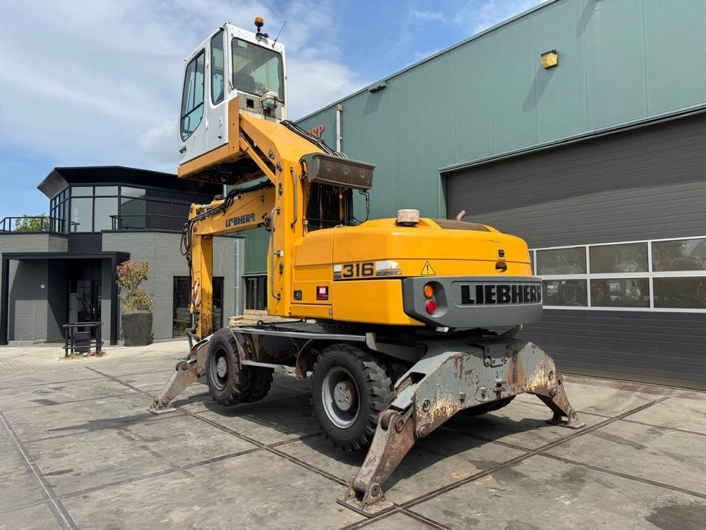 Liebherr A 316 - Umschlagbagger: das Bild 3 Liebherr A 316 - Umschlagbagger: das Bild 3