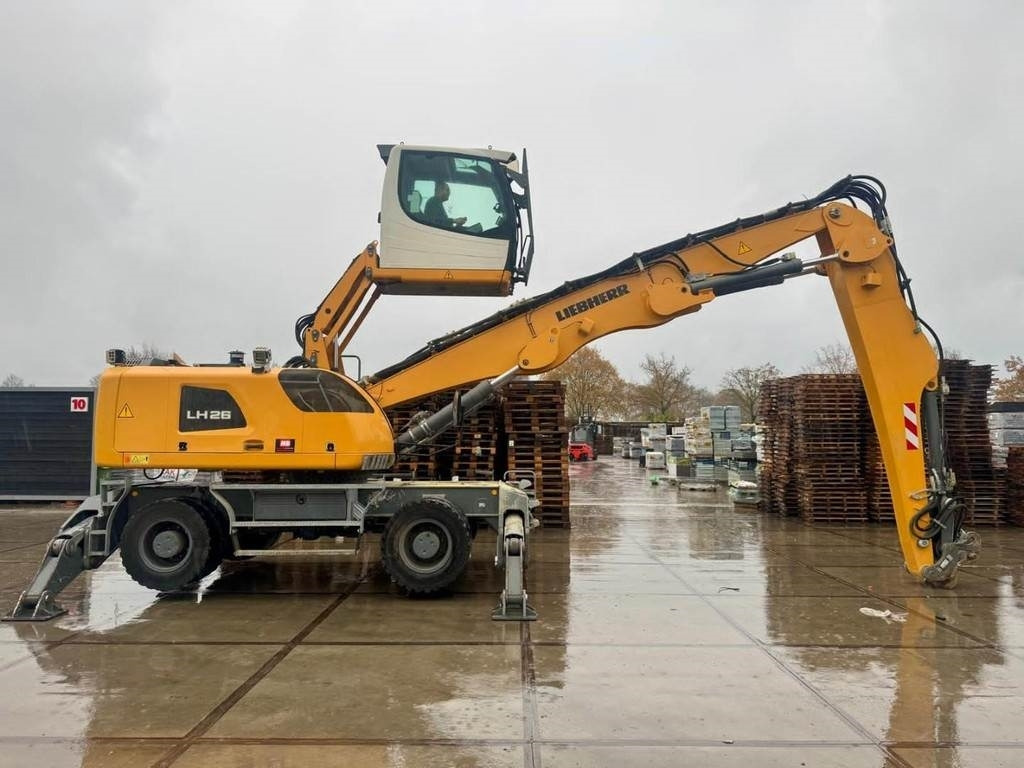 Liebherr LH 26 M - Umschlagbagger: das Bild 5 Liebherr LH 26 M - Umschlagbagger: das Bild 5