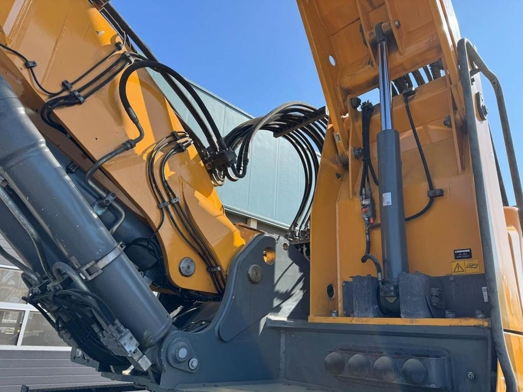 Umschlagbagger Liebherr LH 30 M: das Bild 16