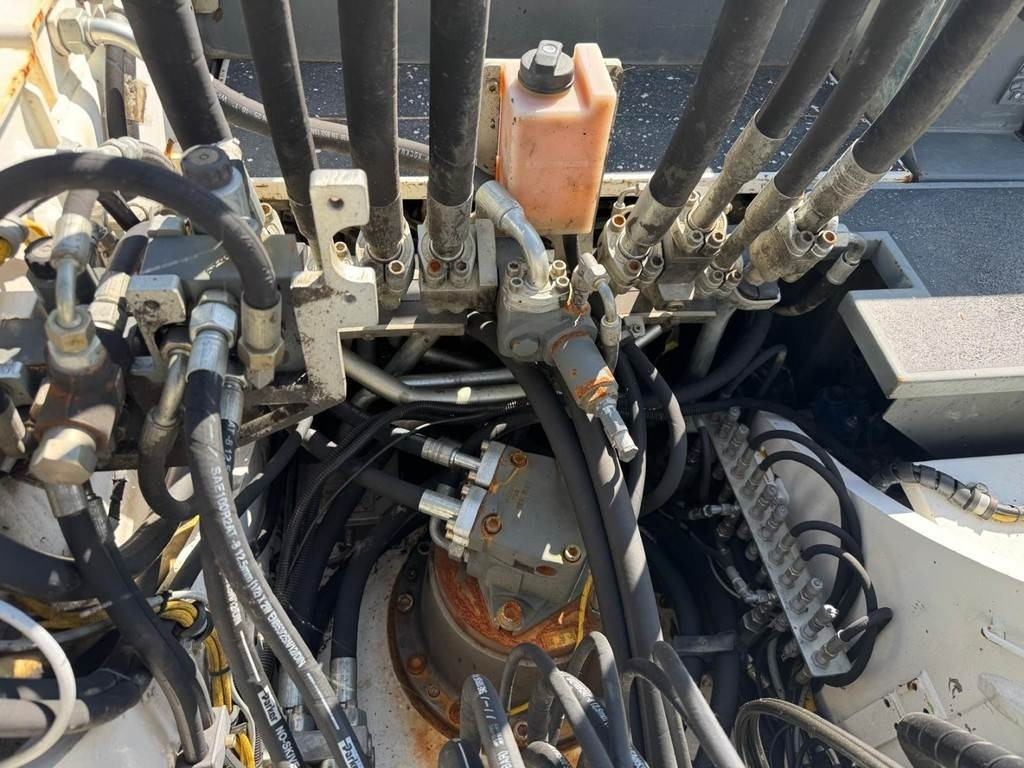 Kettenbagger Liebherr R944C HDV: das Bild 21