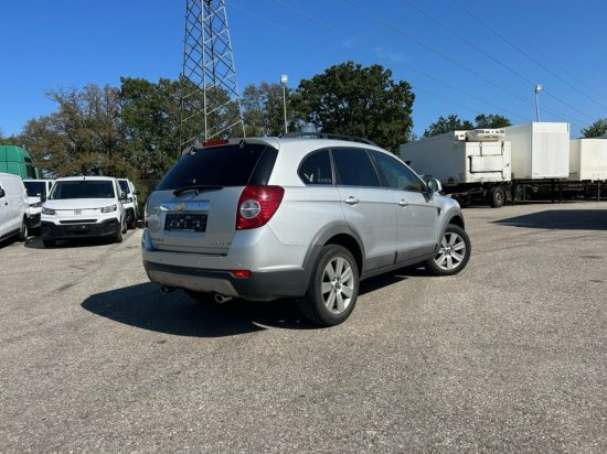 Chevrolet Captiva 3,2 V6 EXPORT - SUV/ Geländewagen: das Bild 4 Chevrolet Captiva 3,2 V6 EXPORT - SUV/ Geländewagen: das Bild 4