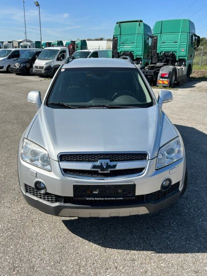 Chevrolet Captiva 3,2 V6 - SUV/ Geländewagen: das Bild 2 Chevrolet Captiva 3,2 V6 - SUV/ Geländewagen: das Bild 2