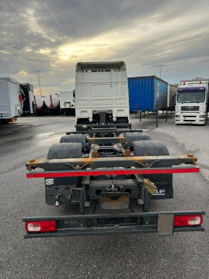 DAF XF 480 FAR BDF Euro 6 Liftachse, Retarder - Containerwagen/ Wechselfahrgestell LKW: das Bild 5 DAF XF 480 FAR BDF Euro 6 Liftachse, Retarder - Containerwagen/ Wechselfahrgestell LKW: das Bild 5