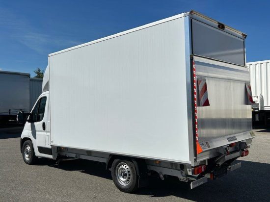 Fiat Ducato 250 MAXI FG L4 3500, 140Ps, LBW, Klima, Rückfahrkamera, Schalter - Koffer Transporter: das Bild 4 Fiat Ducato 250 MAXI FG L4 3500, 140Ps, LBW, Klima, Rückfahrkamera, Schalter - Koffer Transporter: das Bild 4