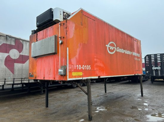 Kögel Kühlwechselpritsche, Doppelstock, Carrier - Container/ Wechselfahrgestell Anhänger: das Bild 1 Kögel Kühlwechselpritsche, Doppelstock, Carrier - Container/ Wechselfahrgestell Anhänger: das Bild 1