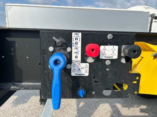 Container/ Wechselfahrgestell Auflieger, Zustand - NEU Krone Box Liner SZC 18 ADR-Chassi für 20ft Container, 1-A Liftachse: das Bild 9 Container/ Wechselfahrgestell Auflieger, Zustand - NEU Krone Box Liner SZC 18 ADR-Chassi für 20ft Container, 1-A Liftachse: das Bild 9