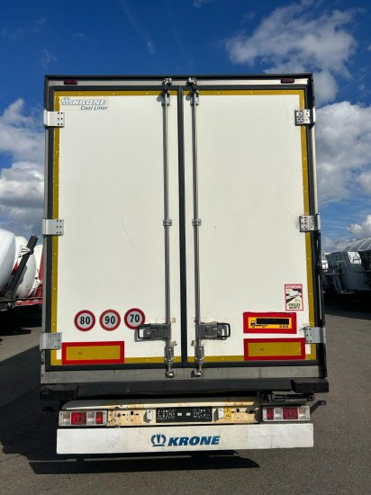 Krone SD Cool Liner, Carrier Vector 1350 - Isotherm Auflieger: das Bild 5 Krone SD Cool Liner, Carrier Vector 1350 - Isotherm Auflieger: das Bild 5