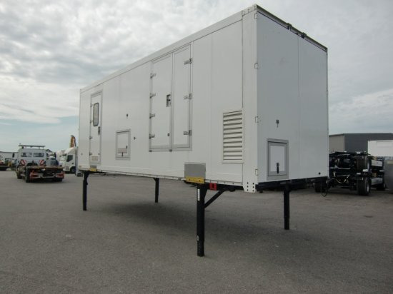 Krone Wechselpritsche 7,30 Meter Koffer Spezialaufbau, mobiler Messestand - Wohncontainer: das Bild 5 Krone Wechselpritsche 7,30 Meter Koffer Spezialaufbau, mobiler Messestand - Wohncontainer: das Bild 5