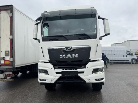MAN TGS 33.510 BL 6x4, Intarder, Holztransporter, LIV 120Z - Holztransporter, Autokran: das Bild 2 MAN TGS 33.510 BL 6x4, Intarder, Holztransporter, LIV 120Z - Holztransporter, Autokran: das Bild 2