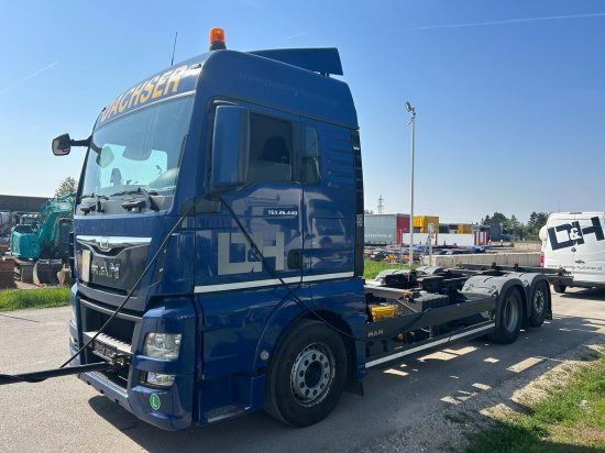 MAN TGX 26.440 XLX 6x2 Liftachse, Retarder, Euro 6, Motorschaden - Containerwagen/ Wechselfahrgestell LKW: das Bild 2 MAN TGX 26.440 XLX 6x2 Liftachse, Retarder, Euro 6, Motorschaden - Containerwagen/ Wechselfahrgestell LKW: das Bild 2
