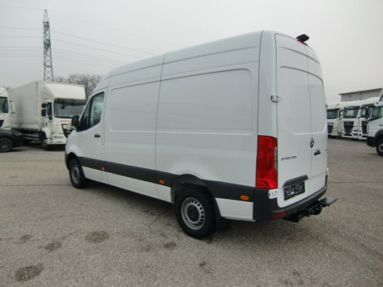 Mercedes-Benz Sprinter 319 CDI Standard, el.Schiebetür ,Exportpreis ohne Nova - Kastenwagen: das Bild 4 Mercedes-Benz Sprinter 319 CDI Standard, el.Schiebetür ,Exportpreis ohne Nova - Kastenwagen: das Bild 4