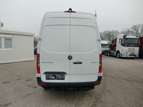 Mercedes-Benz Sprinter 319 CDI Standard, el.Schiebetür ,Exportpreis ohne Nova - Kastenwagen: das Bild 5 Mercedes-Benz Sprinter 319 CDI Standard, el.Schiebetür ,Exportpreis ohne Nova - Kastenwagen: das Bild 5