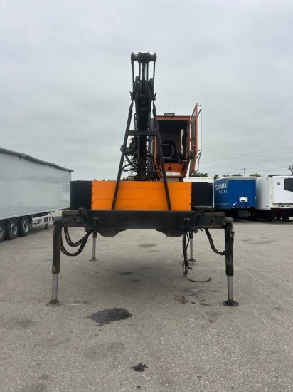 Plateau-Wechselpritsche mit Loglift 140S inkl. Rotator und Greifer - Container/ Wechselfahrgestell Anhänger: das Bild 2 Plateau-Wechselpritsche mit Loglift 140S inkl. Rotator und Greifer - Container/ Wechselfahrgestell Anhänger: das Bild 2