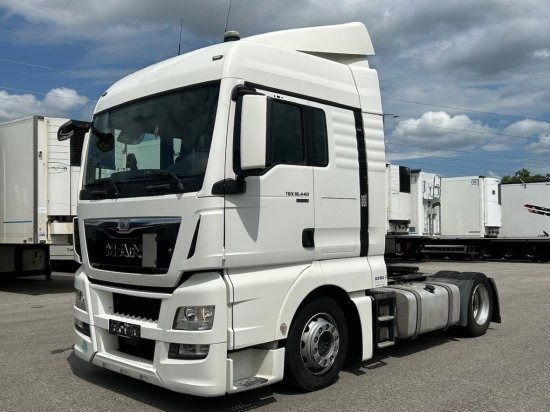 MAN TGX 18.440 XXL Low Deck, Retarder, Standklima, Euro 6, - Sattelzugmaschine: das Bild 1 MAN TGX 18.440 XXL Low Deck, Retarder, Standklima, Euro 6, - Sattelzugmaschine: das Bild 1