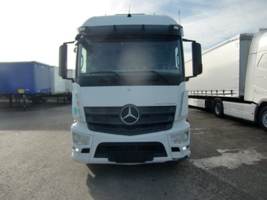 Mercedes-Benz Actros 1840, MP4 - Sattelzugmaschine: das Bild 2 Mercedes-Benz Actros 1840, MP4 - Sattelzugmaschine: das Bild 2