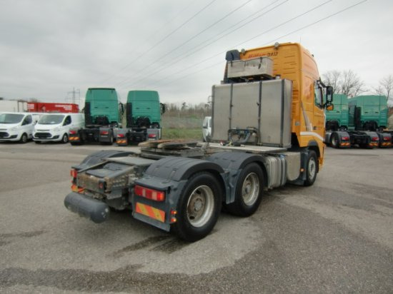 Volvo FH 16 700 6x4T, E5, Kipphydraulik I Shift, Schwerlastkupplung - Sattelzugmaschine: das Bild 4 Volvo FH 16 700 6x4T, E5, Kipphydraulik I Shift, Schwerlastkupplung - Sattelzugmaschine: das Bild 4