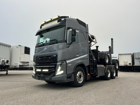 Volvo FH 16 650 6x4 Langholzzug + Doll M2K-9L Nachläufer mit Palfinger Epsilon S260C96, I-Shift, Retarder, - Holztransporter, Autokran: das Bild 1 Volvo FH 16 650 6x4 Langholzzug + Doll M2K-9L Nachläufer mit Palfinger Epsilon S260C96, I-Shift, Retarder, - Holztransporter, Autokran: das Bild 1