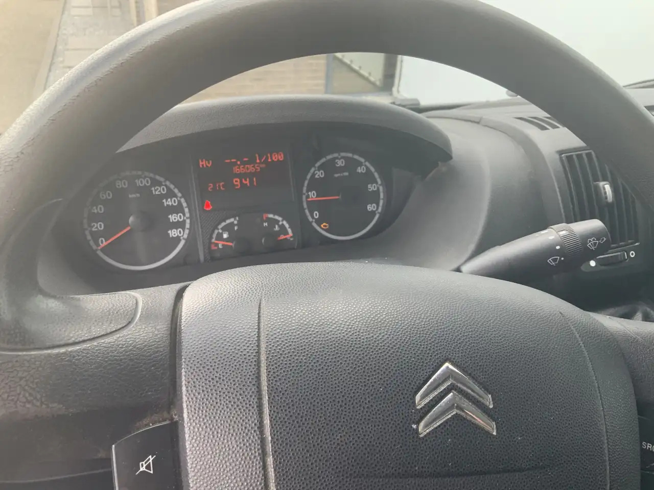 Citroen Jumper 35 2.2 HDI L4H3 Maxi (motor lampje brand !!) Airco - Kastenwagen: das Bild 4 Citroen Jumper 35 2.2 HDI L4H3 Maxi (motor lampje brand !!) Airco - Kastenwagen: das Bild 4