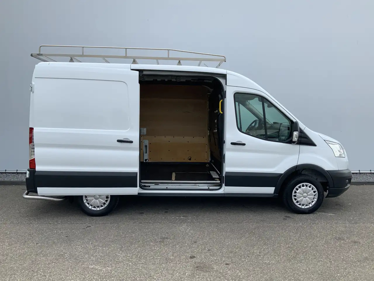 Kastenwagen Ford Transit 310 2.2 TDCI L2H2 Trend Airco Cruise Navi 3 Zits I: das Bild 10