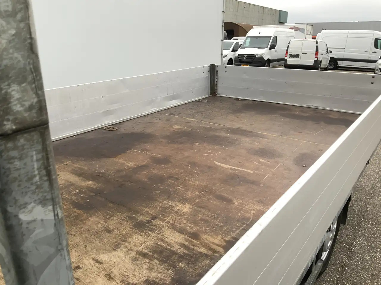 Iveco Daily 35S13 D 345 Pick Up Airco 3 Zits Trekhaak 3500 kg - Pritsche Transporter: das Bild 5 Iveco Daily 35S13 D 345 Pick Up Airco 3 Zits Trekhaak 3500 kg - Pritsche Transporter: das Bild 5