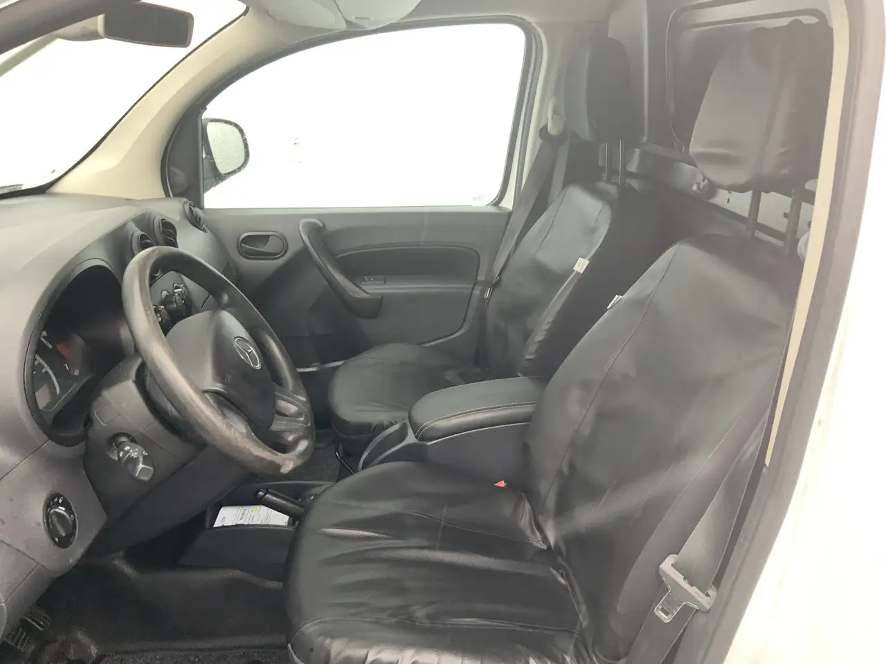 Mercedes-Benz Citan 109 CDI BlueEFFICIENCY Extra Lang Maxi Airco Euro - Kleintransporter: das Bild 4 Mercedes-Benz Citan 109 CDI BlueEFFICIENCY Extra Lang Maxi Airco Euro - Kleintransporter: das Bild 4