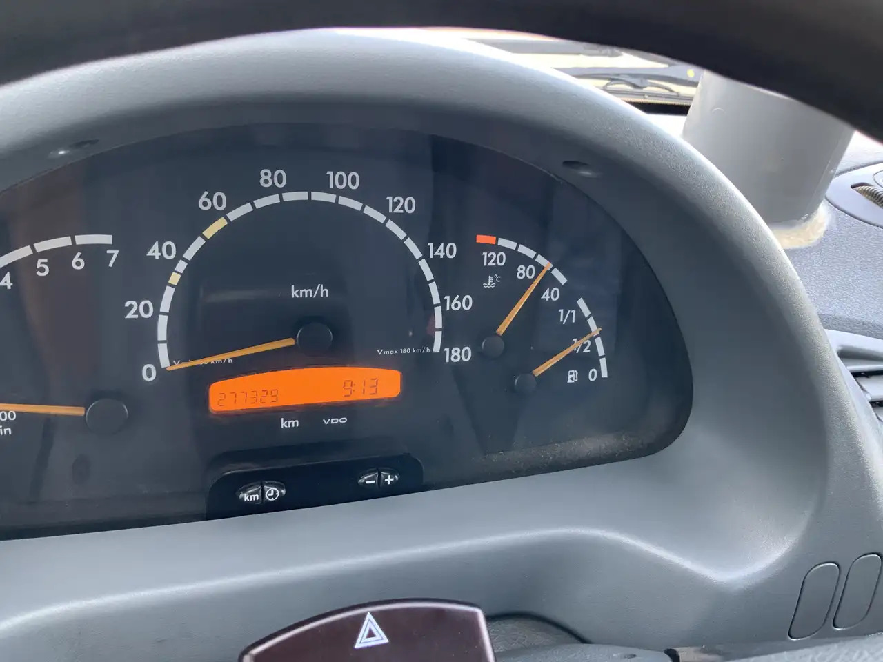 Kastenwagen Mercedes-Benz Sprinter 208 CDI 2.2 355 L2H1 3 Zits Imperiaal Trap Trekhaa: das Bild 8