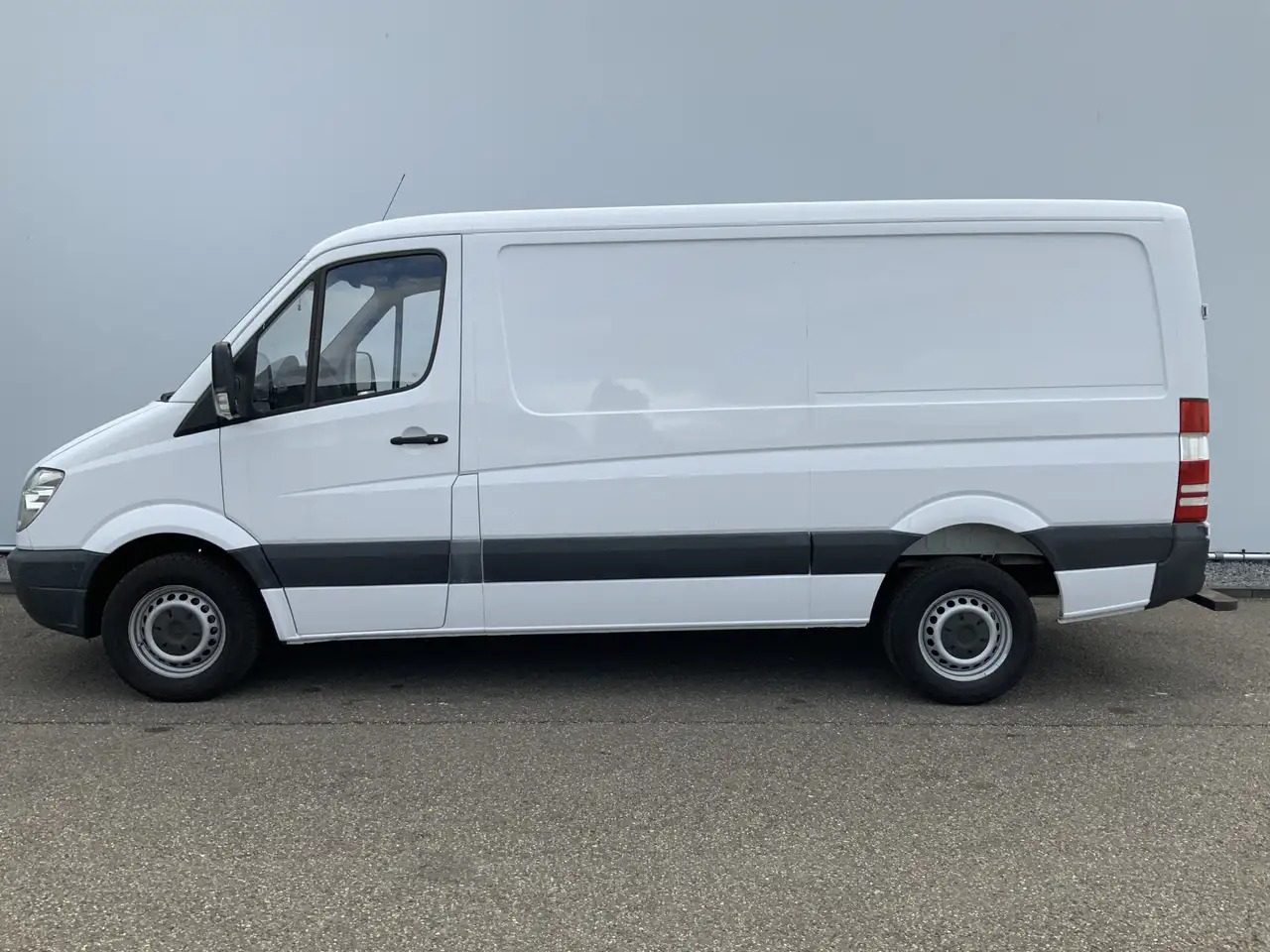Mercedes-Benz Sprinter 311 2.2 CDI 366 L2 H1 Automaat Trekhaak 2800 kg 3 - Kastenwagen: das Bild 3 Mercedes-Benz Sprinter 311 2.2 CDI 366 L2 H1 Automaat Trekhaak 2800 kg 3 - Kastenwagen: das Bild 3