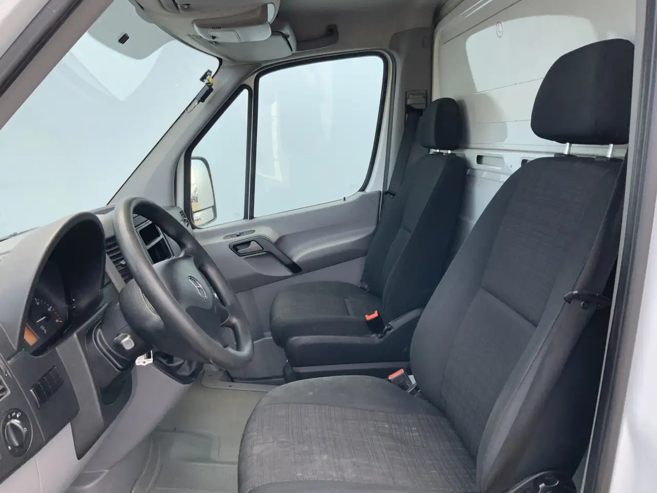 Mercedes-Benz Sprinter 311 2.2 CDI 366 ijsAuto - 40 C. Deuren 10 Euro 6 - Kühltransporter: das Bild 4 Mercedes-Benz Sprinter 311 2.2 CDI 366 ijsAuto - 40 C. Deuren 10 Euro 6 - Kühltransporter: das Bild 4