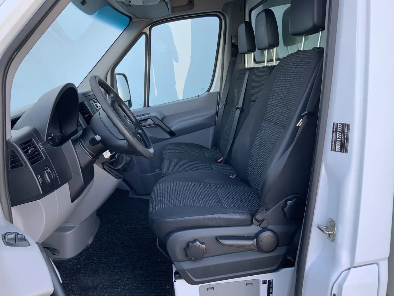 Mercedes-Benz Sprinter 515 2.2 CDI 432 Meubelbak 5,10 MTR.&Deuren Airco 3 - Koffer Transporter: das Bild 4 Mercedes-Benz Sprinter 515 2.2 CDI 432 Meubelbak 5,10 MTR.&Deuren Airco 3 - Koffer Transporter: das Bild 4