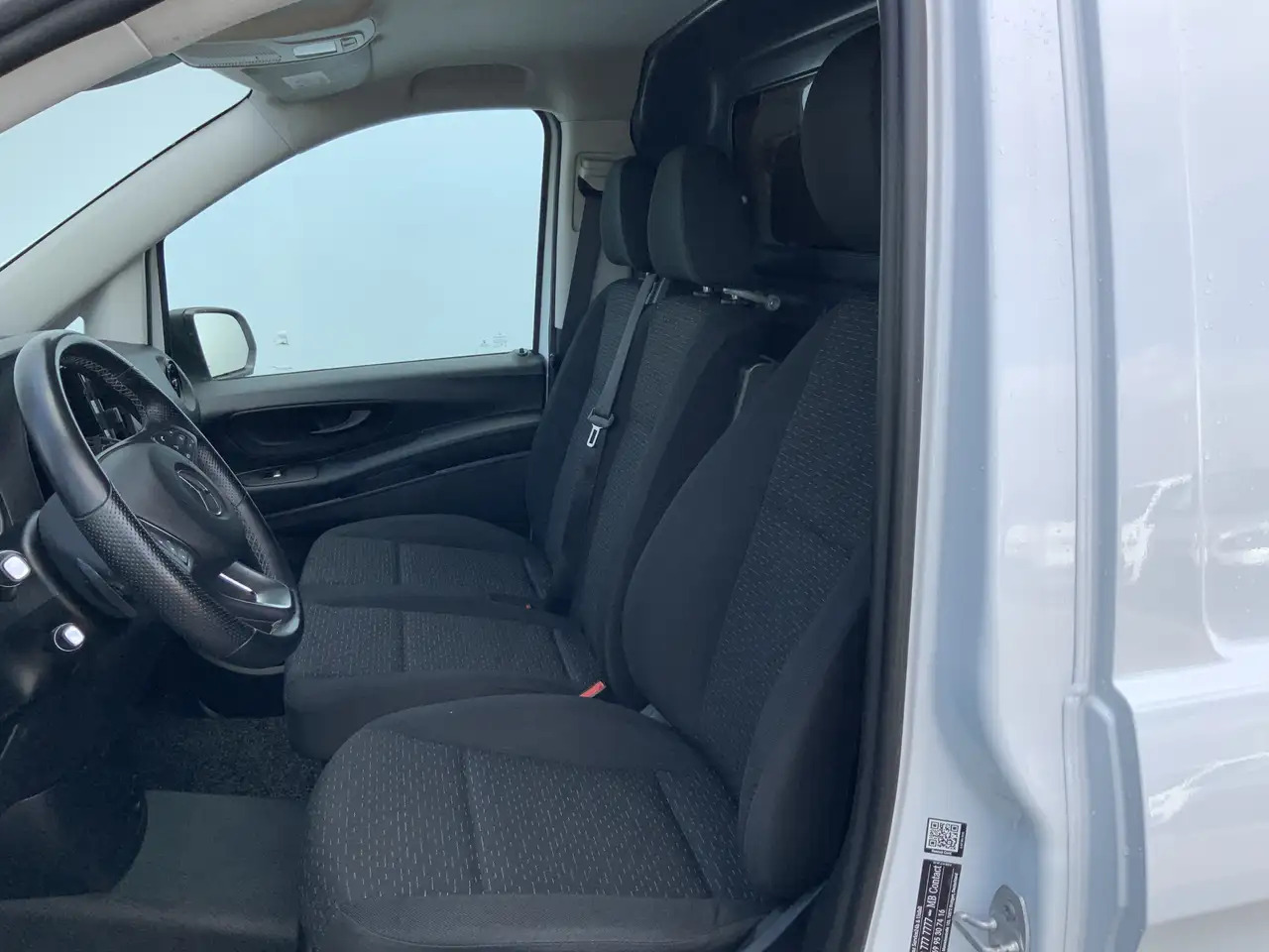 Mercedes-Benz Vito Automaat 116 CDI Lang 2 Airco Cruise 3 Zits Alu Ve - Kastenwagen: das Bild 4 Mercedes-Benz Vito Automaat 116 CDI Lang 2 Airco Cruise 3 Zits Alu Ve - Kastenwagen: das Bild 4