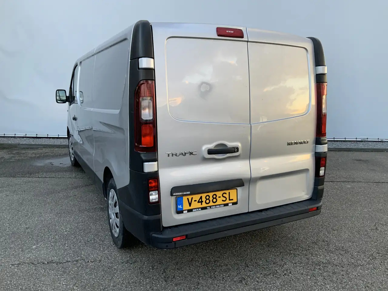 Renault Trafic 1.6 dCi T29 L2H1 Comfort Airco Cruise 3 Zits EXPOR - Kastenwagen: das Bild 2 Renault Trafic 1.6 dCi T29 L2H1 Comfort Airco Cruise 3 Zits EXPOR - Kastenwagen: das Bild 2