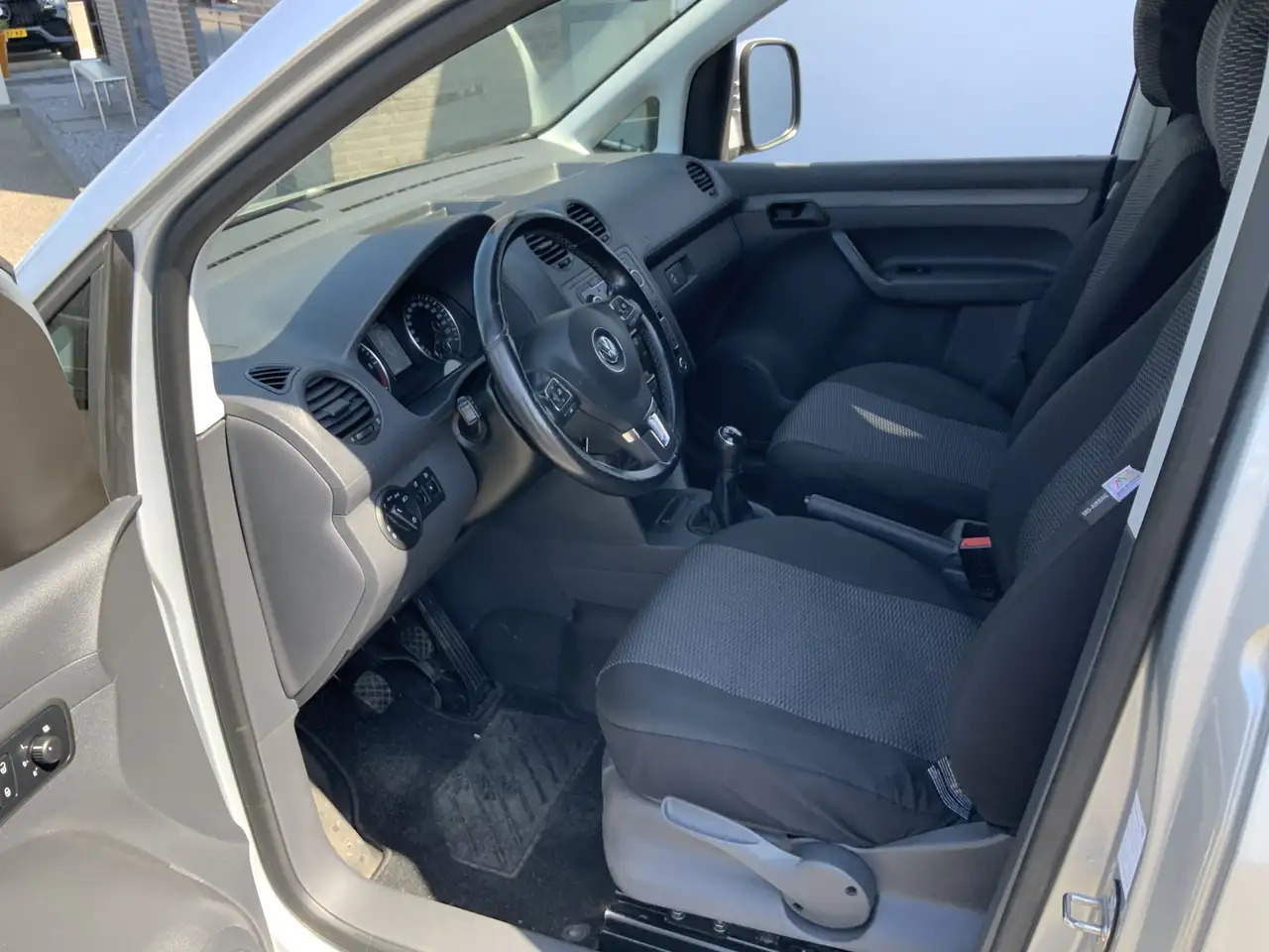 Volkswagen Caddy 1.6 TDI Airco Imperiaal Trekhaak 1400 kg navi Crui - Kleintransporter: das Bild 4 Volkswagen Caddy 1.6 TDI Airco Imperiaal Trekhaak 1400 kg navi Crui - Kleintransporter: das Bild 4