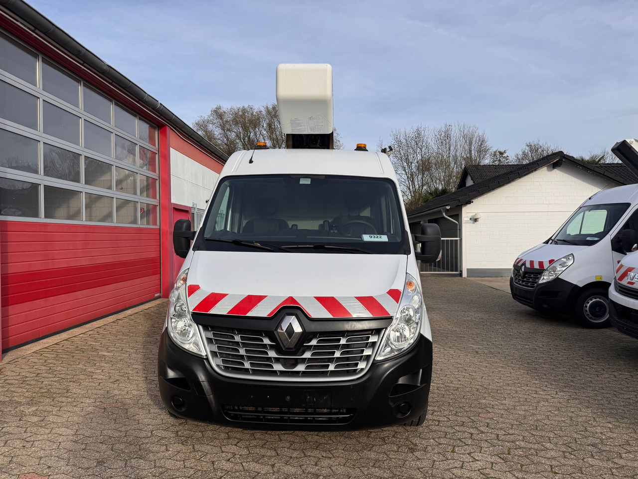 RENAULT Master Hubarbeitsbühne Steiger France Elevateur 142 TPFcc EURO 6Y - LKW mit Arbeitsbühne: das Bild 2 RENAULT Master Hubarbeitsbühne Steiger France Elevateur 142 TPFcc EURO 6Y - LKW mit Arbeitsbühne: das Bild 2