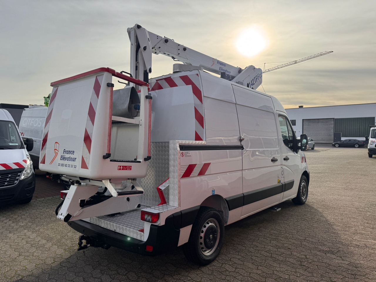 RENAULT Master Hubarbeitsbühne Steiger France Elevateur 142 TPFcc EURO 6Y - LKW mit Arbeitsbühne: das Bild 4 RENAULT Master Hubarbeitsbühne Steiger France Elevateur 142 TPFcc EURO 6Y - LKW mit Arbeitsbühne: das Bild 4