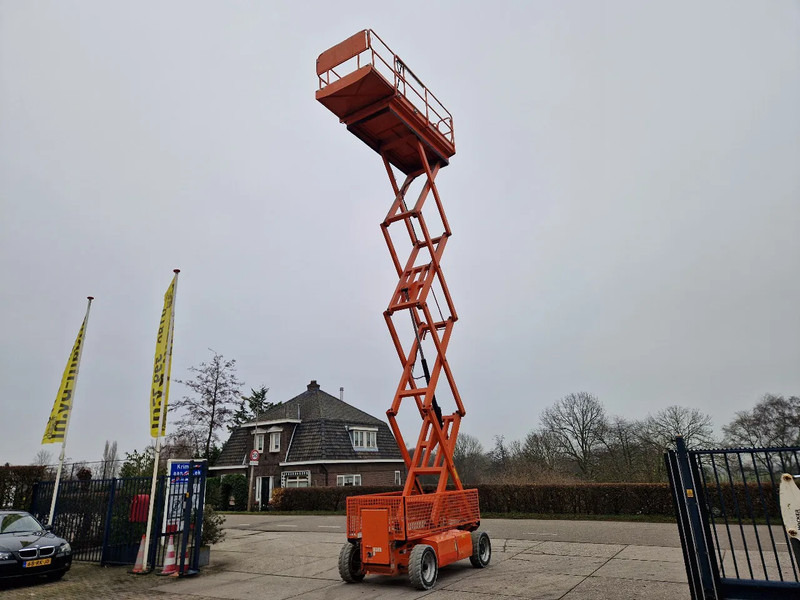 JLG 3369LE elektrisch werkhoogte 12.06m. - Scherenbühne: das Bild 2 JLG 3369LE elektrisch werkhoogte 12.06m. - Scherenbühne: das Bild 2